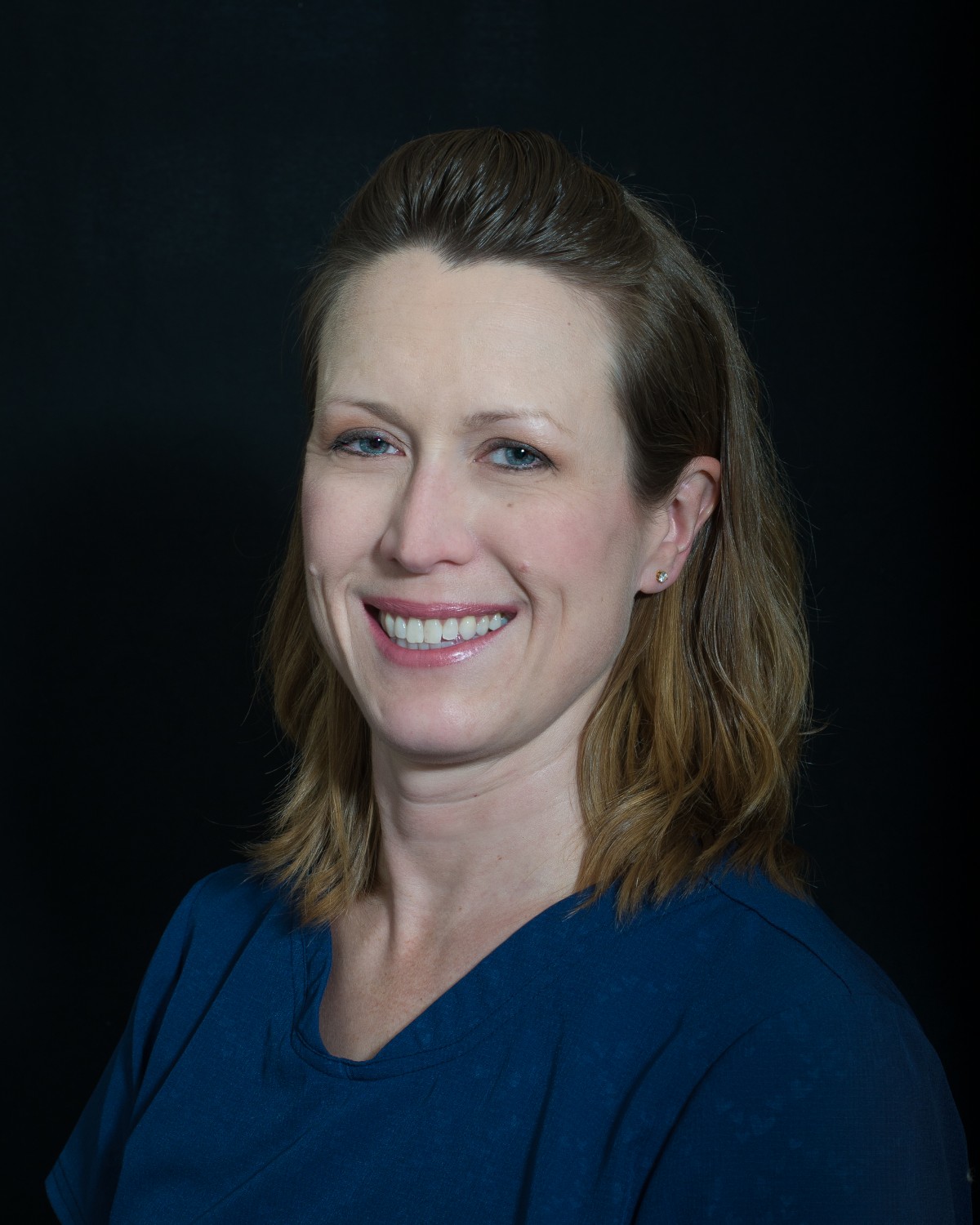 Watertown Veterinary Clinic - Watertown, MN - Our Technician Brenda Watertown Veterinary Clinic - Watertown, MN - Our Technician Brenda